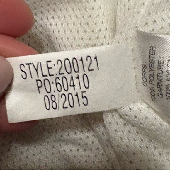 Vineyard Vines Women's Ivory Quilted Vest XS - Picture 11 of 13